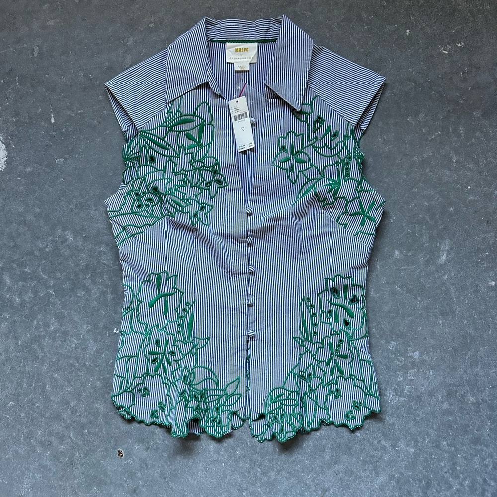 NWT Maeve Anthropologie Top with Green Floral Embroidery